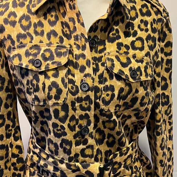 Lauren Ralph Lauren animal print blazer. Size medium - Picture 4 of 10